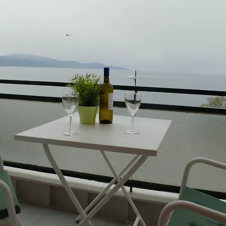 Seafront Apartment Kalamata